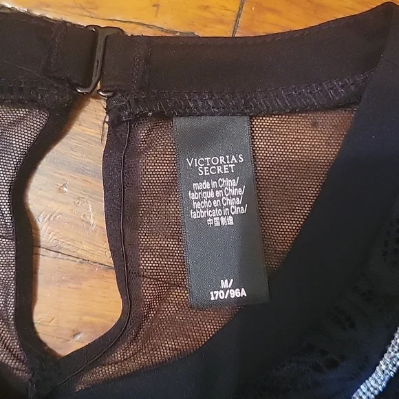 Victoria‎ Secret lace bodysuit size medium EUC - Picture 2 of 8